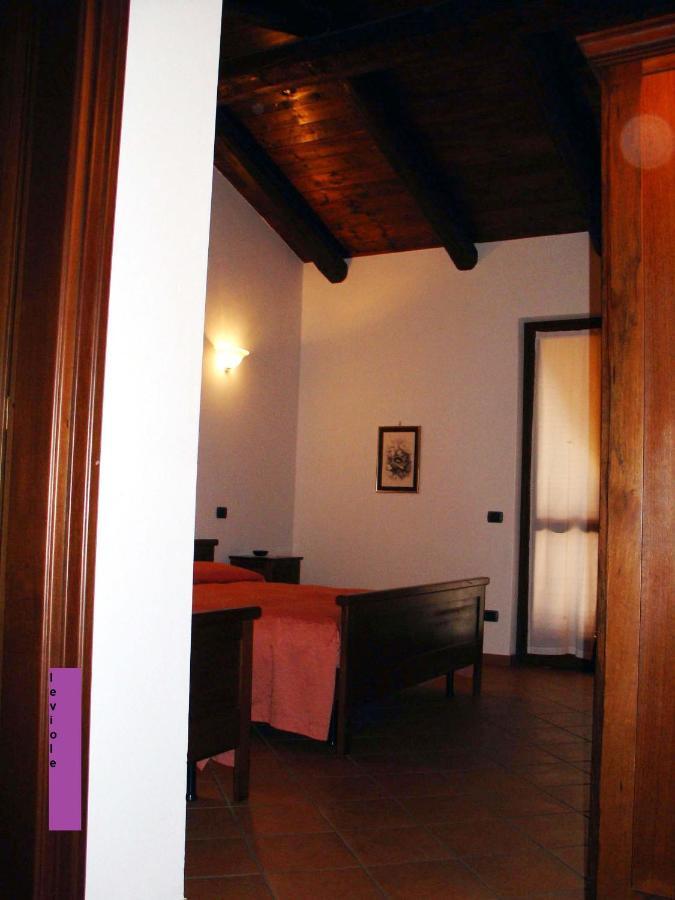 Agriturismo Le Viole Бароло Экстерьер фото
